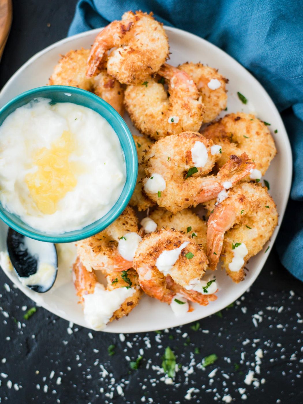 air fryer coconut shrimp with creamy pineapple sauce