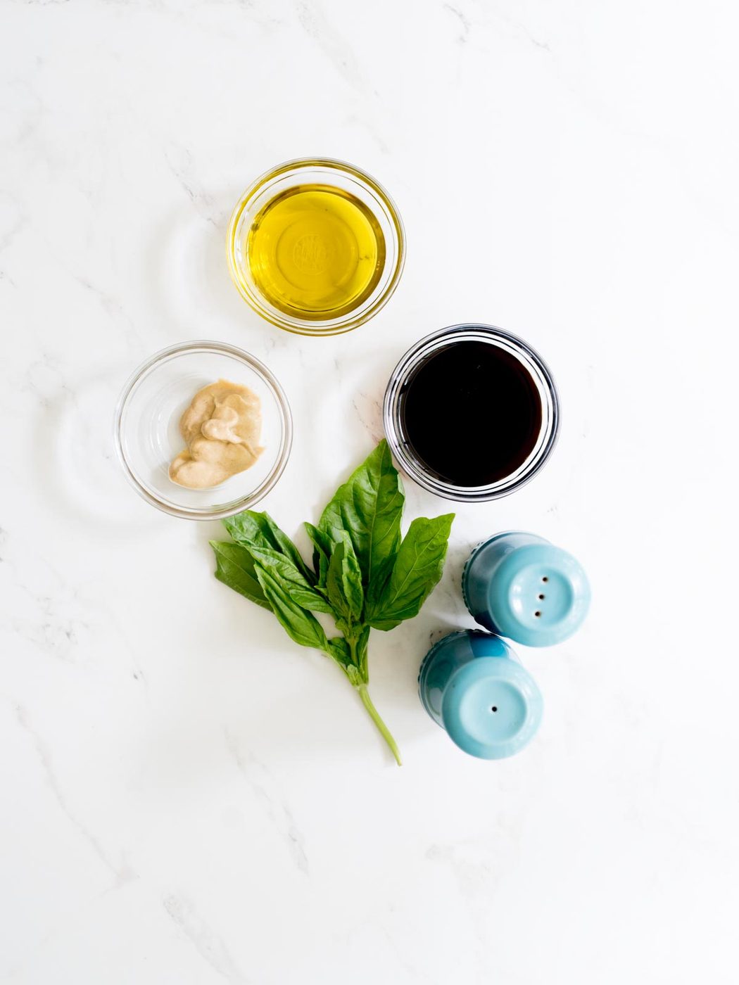 ingredients for balsamic vinaigrette