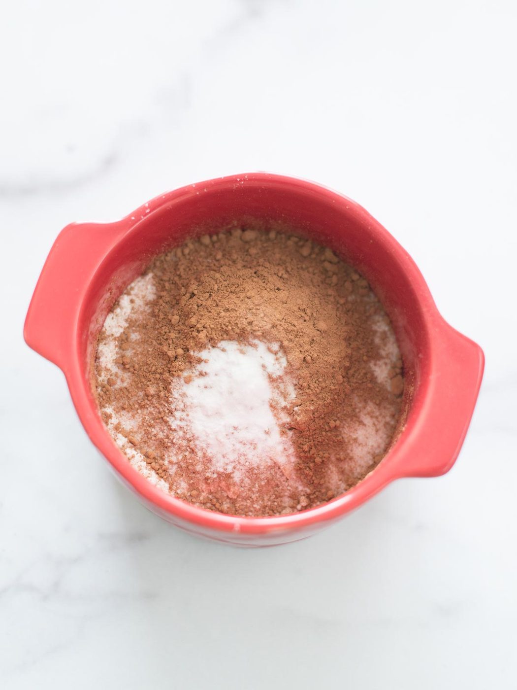 baking soda added to mug