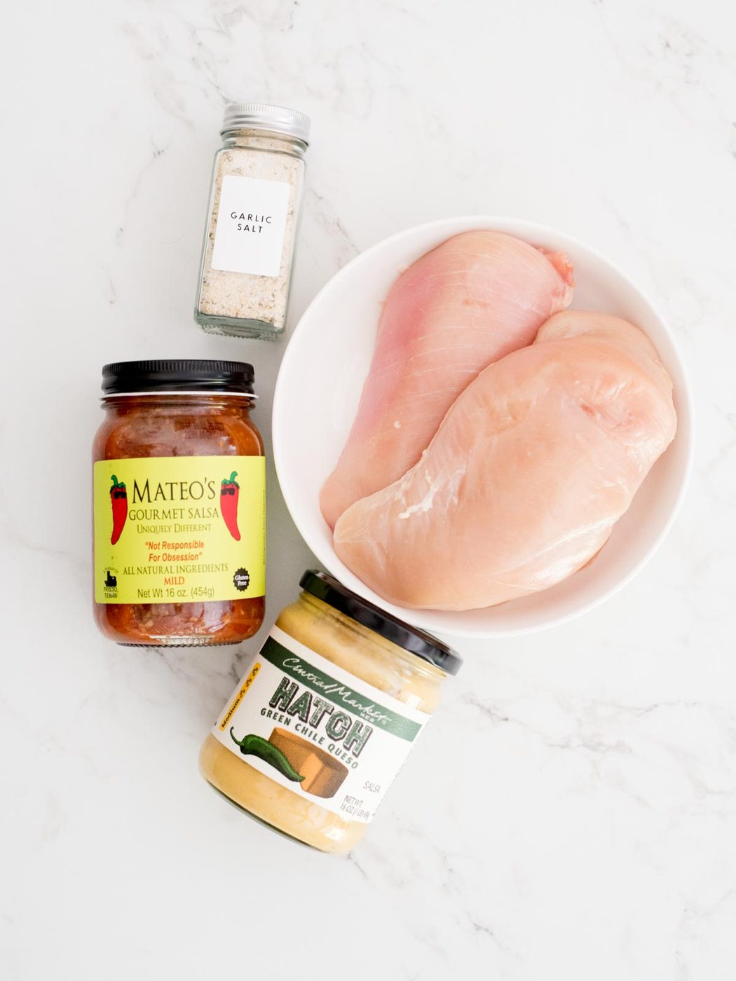 ingredients for crockpot salsa chicken with queso