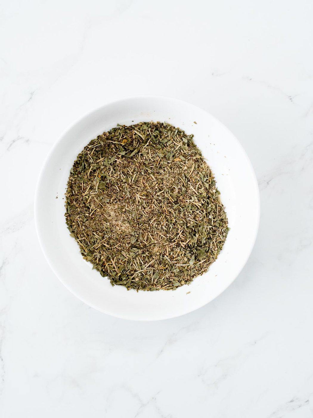 greek seasoning blend in a bowl all mixed up