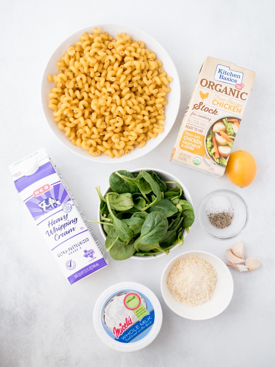 Ingredients needed to make lemon ricotta pasta.
