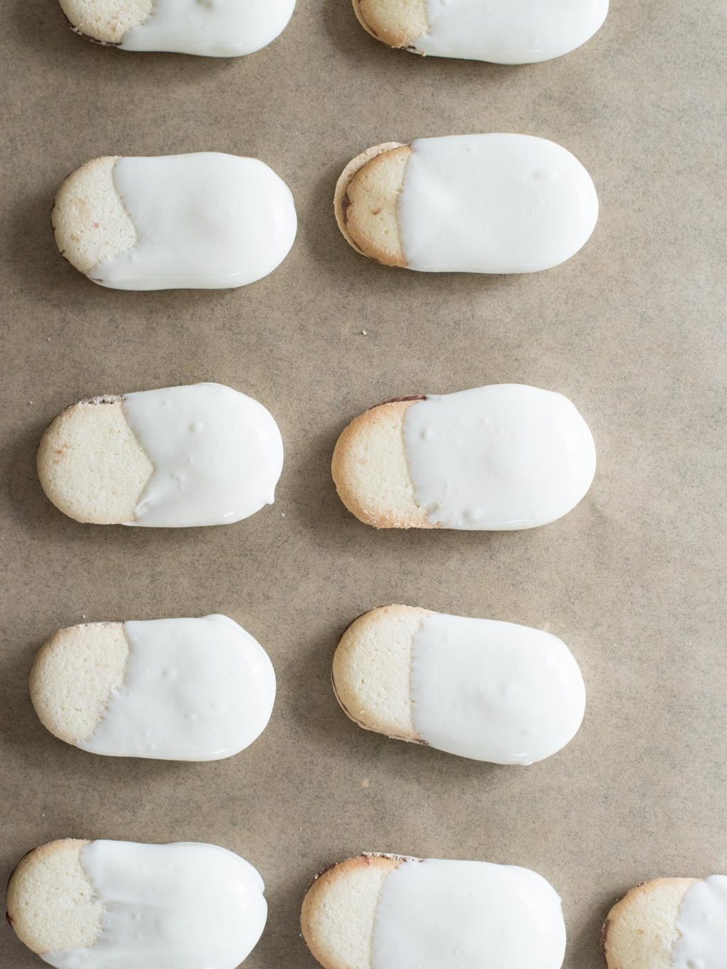 almond bark dipped cookies