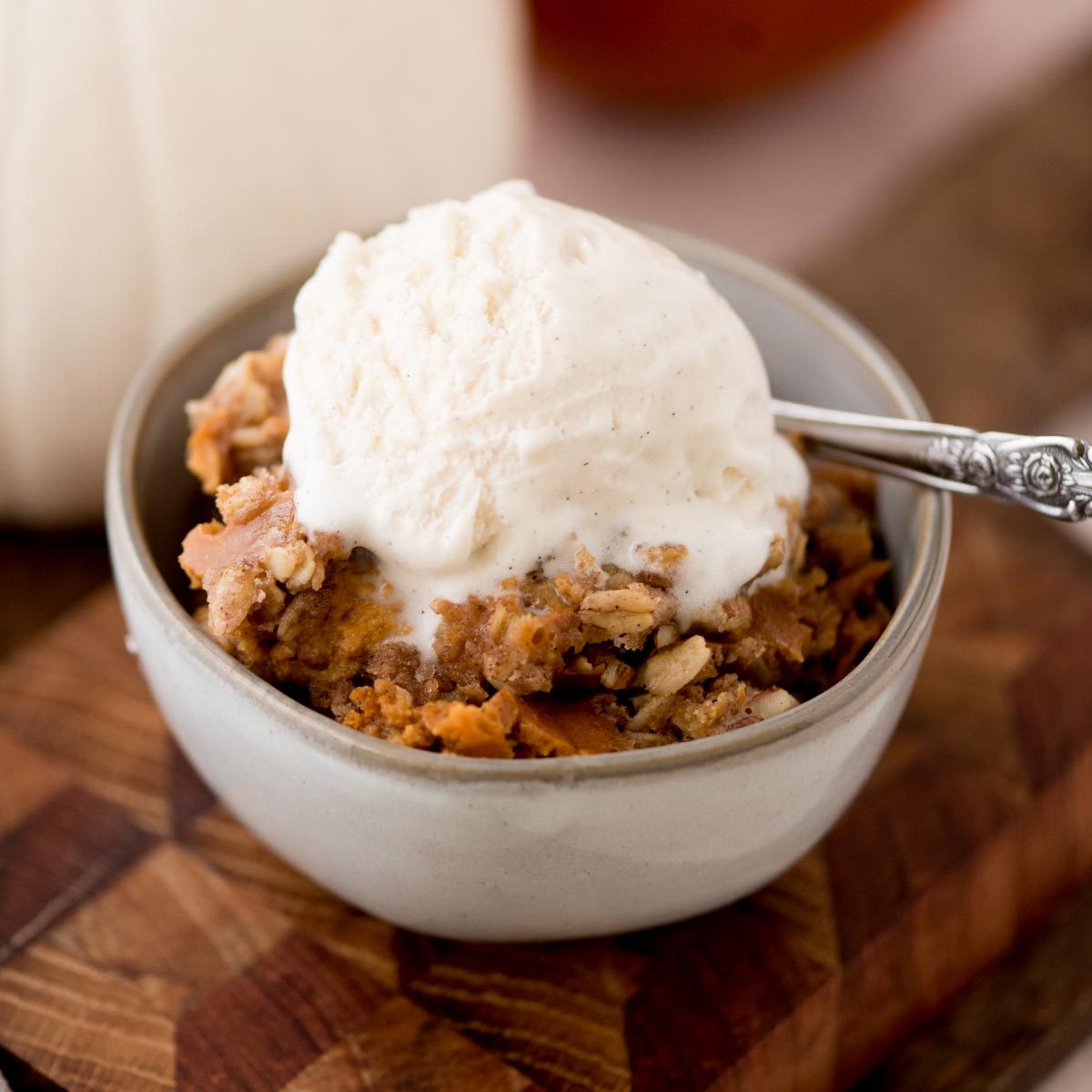 Home-style Pumpkin Pie Crisp