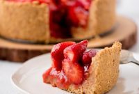 Sweet Strawberry Graham Cracker Pie