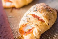 Flaky Pepperoni Pizza Crescents