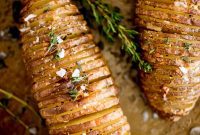 Crispy Garlic Hasselback Potatoes