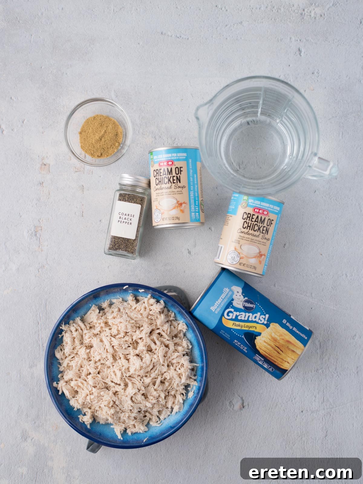 Ingredients needed to prepare chicken and biscuits with canned biscuits.