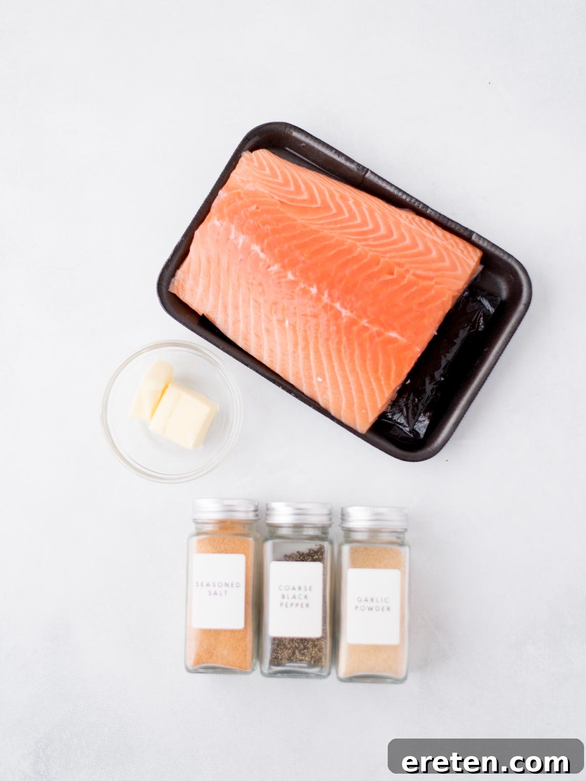 ingredients to make baked salmon in foil